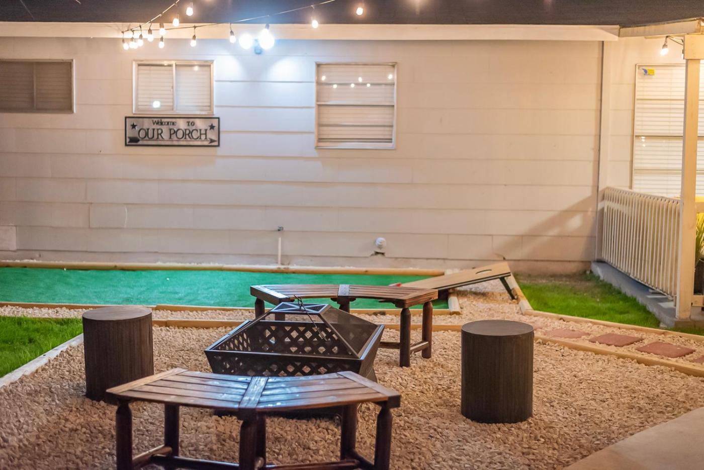 Game Room, Pool & Fire Pit At The Medical Center San Antonio Zewnętrze zdjęcie